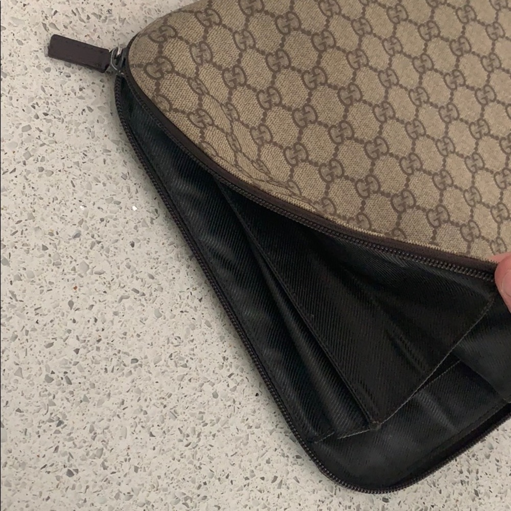 Gucci attaché / laptop case clutch - Picture 4 of 6